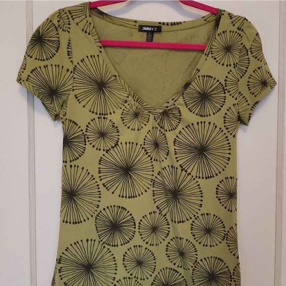 🌼3/$30 Jimmy'Z women's green dandelion tee - Picture 1 of 4